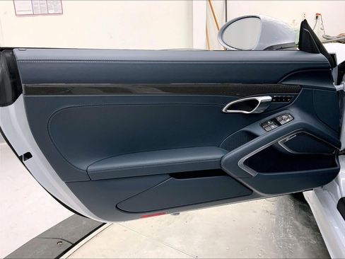 Certified 2025 Porsche 718 Boxster GTS image 24