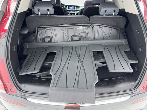 Used 2021 Buick Enclave Essence w/ Sport Touring Edition image 7