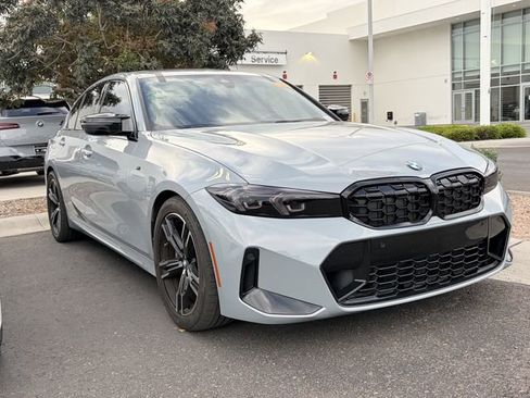 Used 2023 BMW M340i RWD image 3