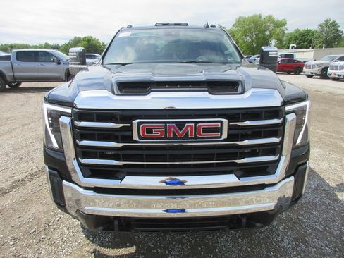 New 2026 GMC Sierra 2500 SLT w/ SLT Convenience Package AWD/4WD image 12
