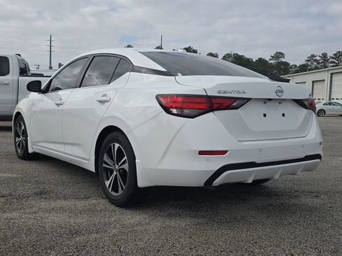 Used 2023 Nissan Sentra SV image 3