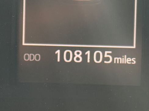 Used 2018 Toyota Highlander XLE FWD image 11