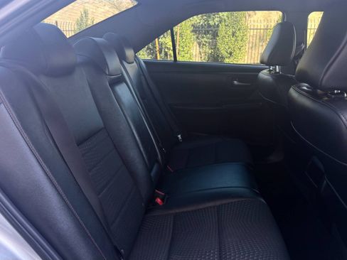 Used 2015 Toyota Camry SE FWD image 32