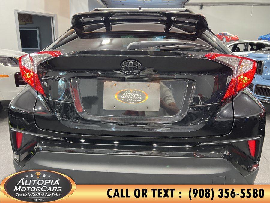Used 2022 Toyota C-HR XLE FWD image 33