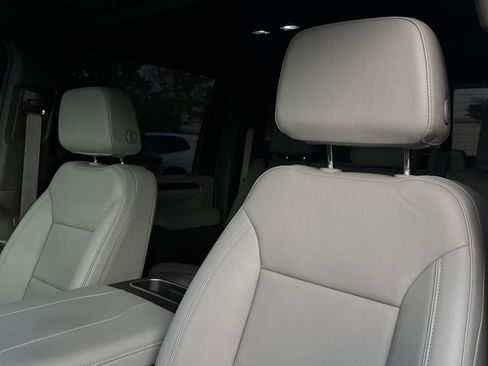 Used 2025 GMC Sierra 2500 SLT w/ Texas SLT Premium Package image 21