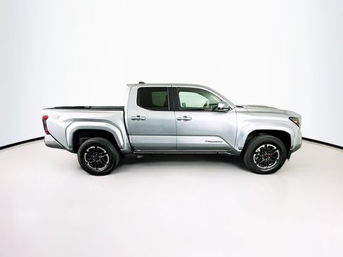 Used 2025 Toyota Tacoma TRD Sport RWD image 10