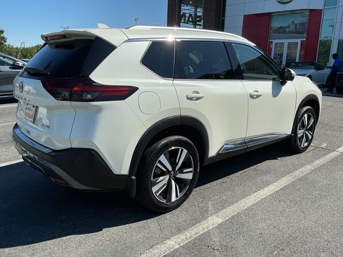 Certified 2023 Nissan Rogue SL AWD/4WD image 4