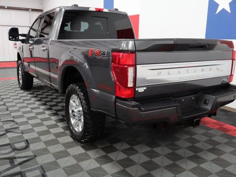 Used 2020 Ford F250 Platinum w/ FX4 Off-Road Package AWD/4WD image 7