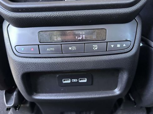 Used 2023 Honda Pilot EX-L image 15