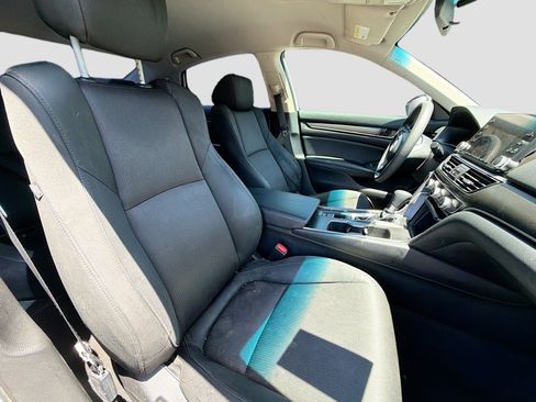 Used 2019 Honda Accord LX image 16