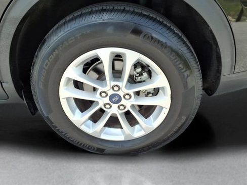 Used 2021 Ford Escape SE w/ Cold Weather Package AWD/4WD image 12
