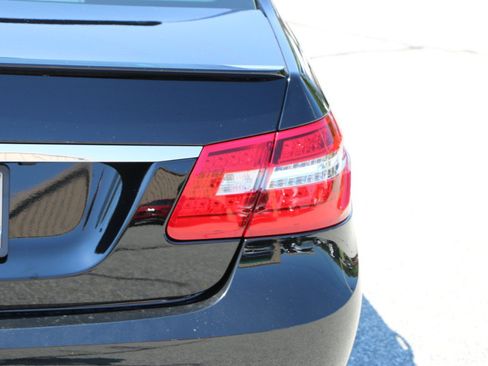 Used 2011 Mercedes-Benz E 350 Sedan image 7