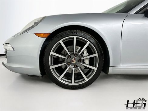 Used 2014 Porsche 911 Carrera image 18