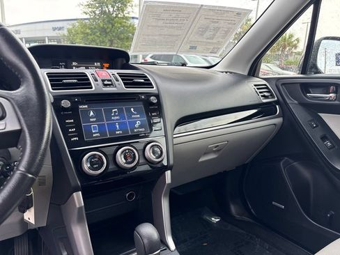 Used 2018 Subaru Forester 2.5i Limited AWD/4WD image 30