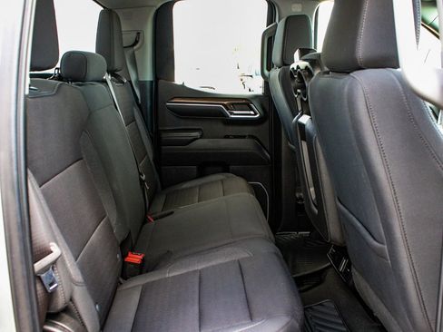 Used 2023 Chevrolet Silverado 1500 LT image 35