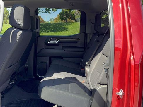 Used 2024 GMC Sierra 1500 Elevation image 14