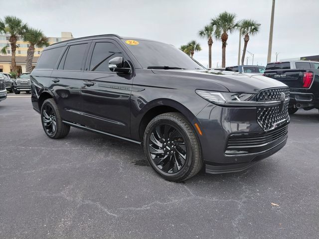 Used 2026 Lincoln Navigator Reserve w/ Jet Appearance Package AWD/4WD image 2