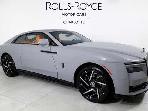 New 2025 Rolls-Royce Spectre Black Badge w/ Spectre Enhancement Package image 5