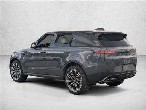 Used 2024 Land Rover Range Rover Sport SE AWD/4WD image 7