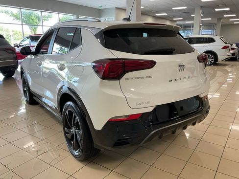 Used 2024 Buick Encore GX Sport Touring FWD image 6