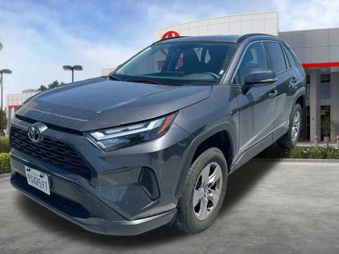 Used 2025 Toyota RAV4 XLE FWD image 3
