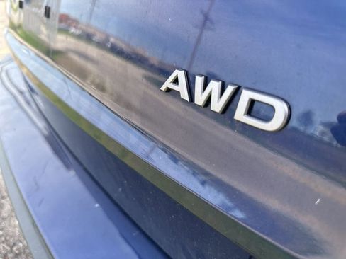 Used 2025 Nissan Rogue SV image 11