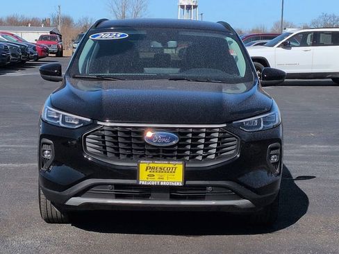 Used 2025 Ford Escape Platinum AWD/4WD image 3