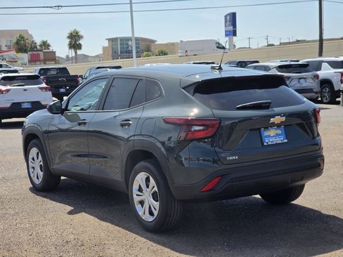 New 2026 Chevrolet Trax LS FWD image 3