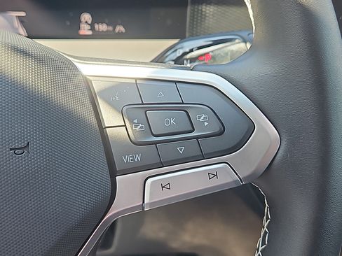 New 2026 Volkswagen Tiguan SE AWD/4WD image 14