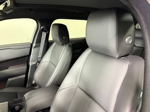 New 2026 Land Rover Range Rover Velar Dynamic SE image 12