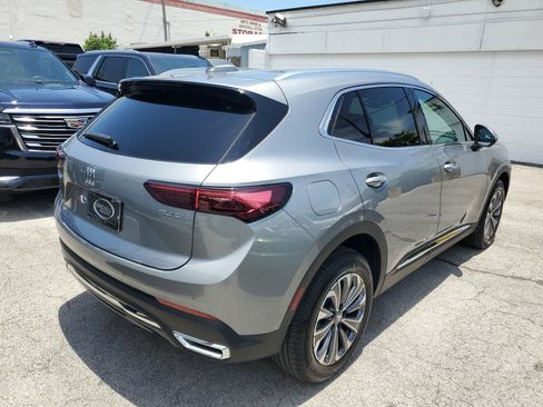 Used 2024 Buick Envision Preferred AWD/4WD image 3