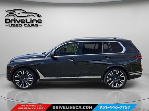 Used 2025 BMW X7 xDrive40i w/ Premium Package AWD/4WD image 16
