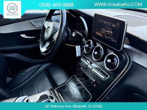 Used 2019 Mercedes-Benz GLC 300 4MATIC image 23