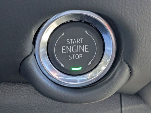 New 2025 Chevrolet Suburban High Country image 29