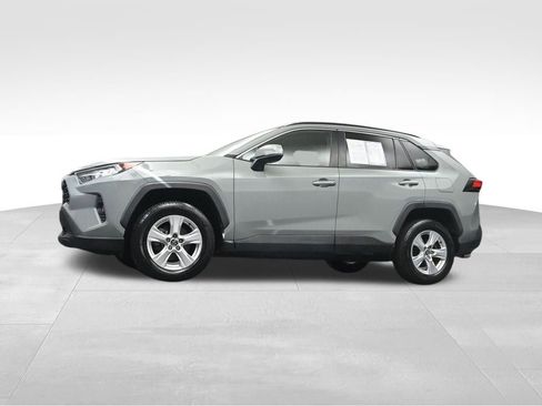 Used 2020 Toyota RAV4 XLE FWD image 23