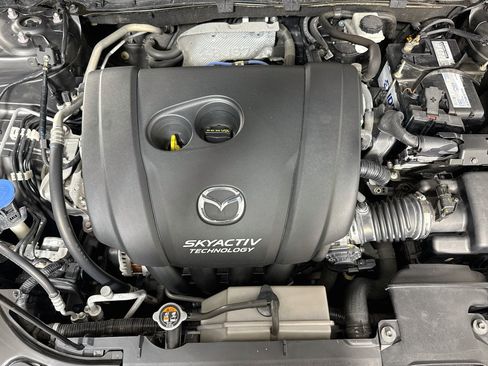 Used 2018 MAZDA MAZDA3 Grand Touring w/ Premium Equipment Package FWD image 39