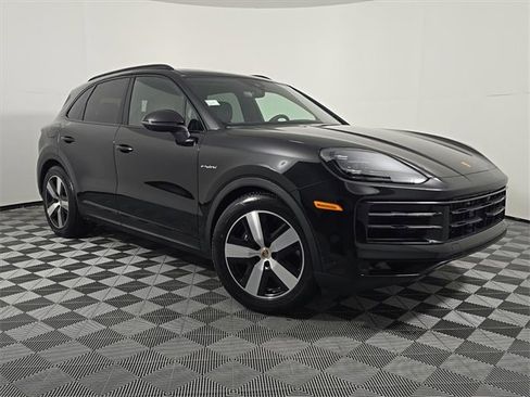 New 2026 Porsche Cayenne E-Hybrid image 9