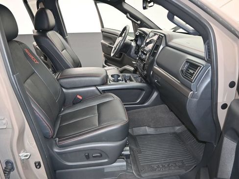 Used 2022 Nissan Titan PRO-4X w/ Pro-4x Convenience Package AWD/4WD image 25