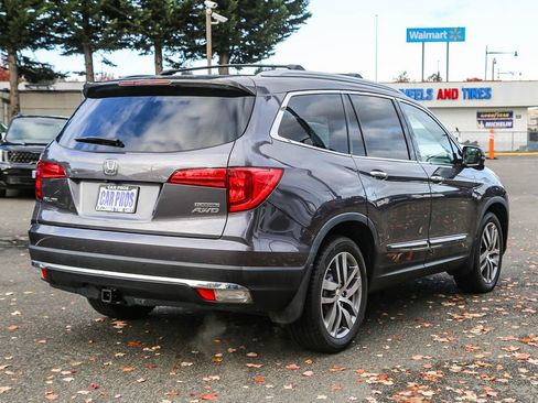 Used 2017 Honda Pilot Touring image 9