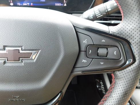 Used 2025 Chevrolet TrailBlazer RS w/ Convenience Package AWD/4WD image 30