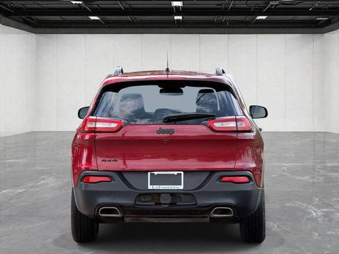 Used 2016 Jeep Cherokee Sport w/ Cold Weather Group AWD/4WD image 4