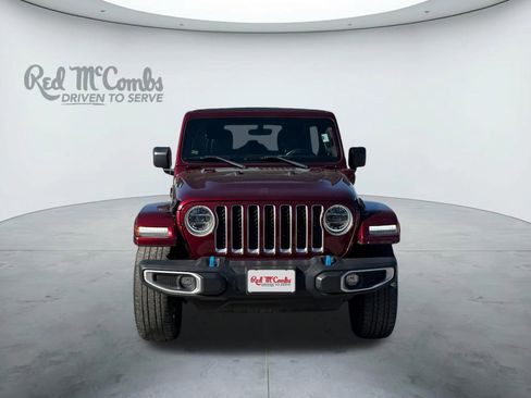 Used 2022 Jeep Wrangler Unlimited Sahara w/ Cold Weather Group image 8