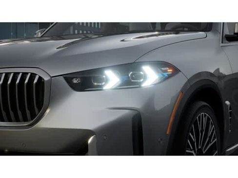 New 2026 BMW X5 xDrive40i AWD/4WD image 6