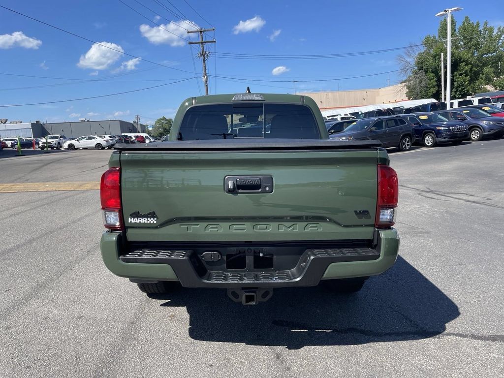 Used 2021 Toyota Tacoma SR5 w/ Trail Edition AWD/4WD image 4