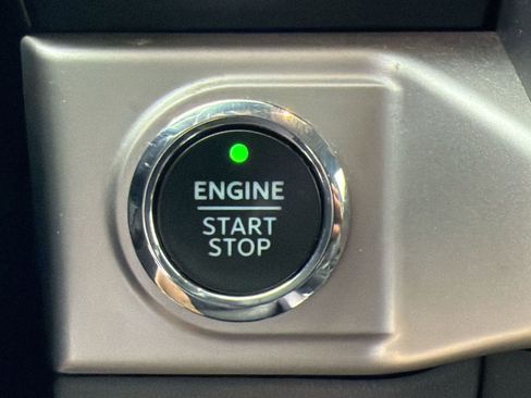 Used 2022 Ford F150 XLT w/ Equipment Group 302A High RWD image 23