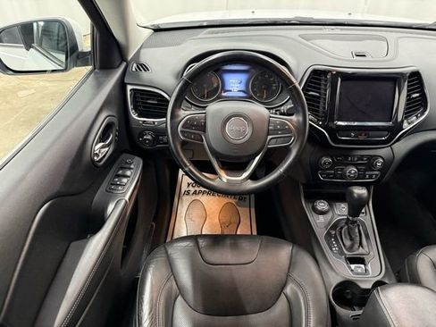 Used 2020 Jeep Cherokee Limited image 13