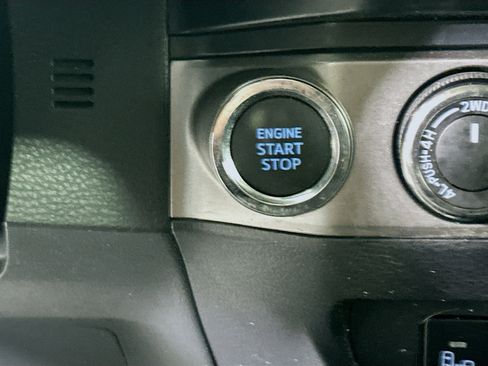 Used 2023 Toyota Tacoma SR image 20