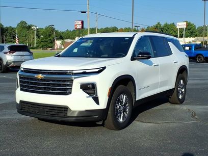 Used 2026 Chevrolet Traverse LT w/ Driver Confidence Package