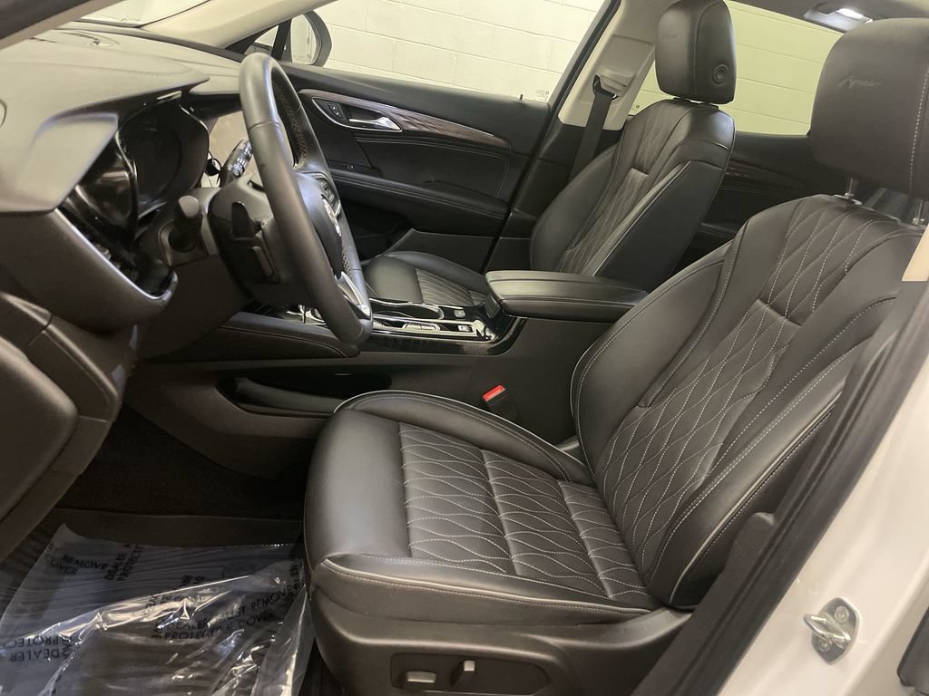 Used 2022 Buick Envision Avenir w/ Technology Package II AWD/4WD image 14