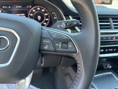 Used 2019 Audi Q7 3.0T Prestige w/ Prestige Package AWD/4WD image 35